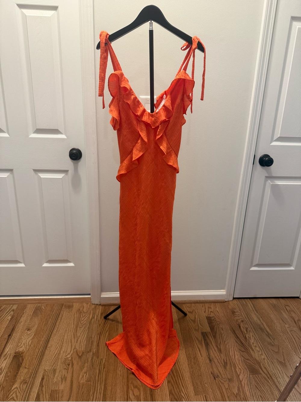 Astr Sorbae Orange Textured Ruffle Dress - Picture 2 of 4